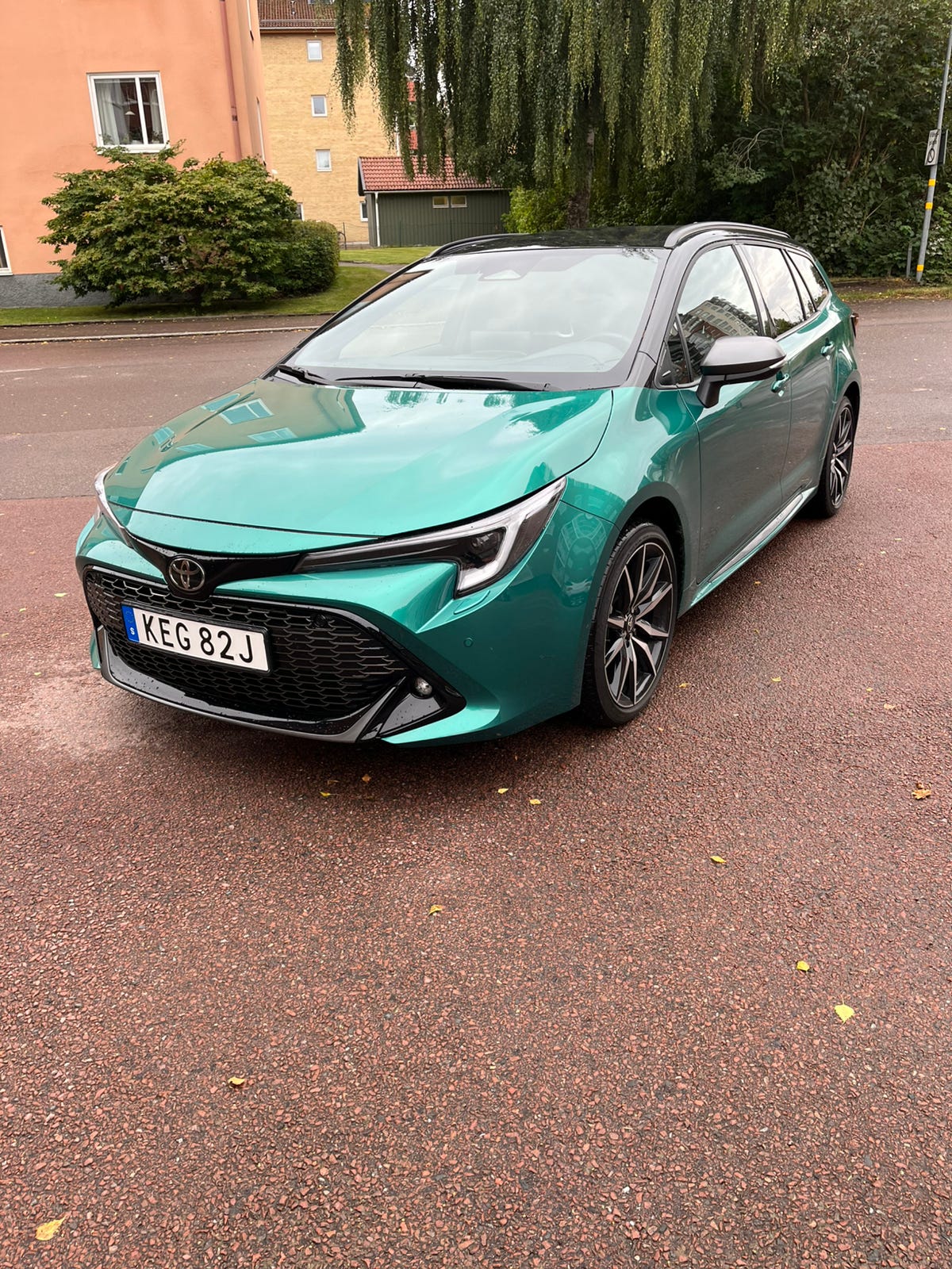 Toyota Corolla 2024 – bild 1 av 8