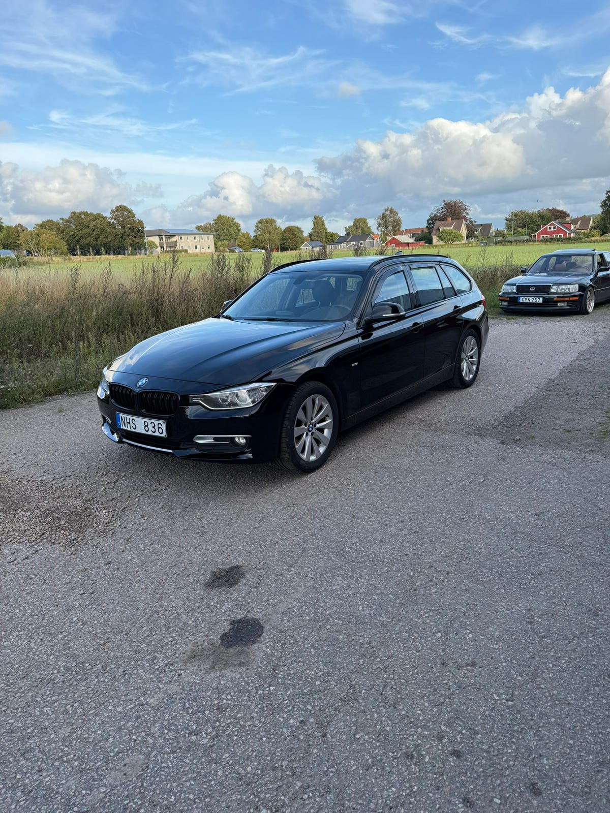 BMW 320d 2013 – bild 1 av 7