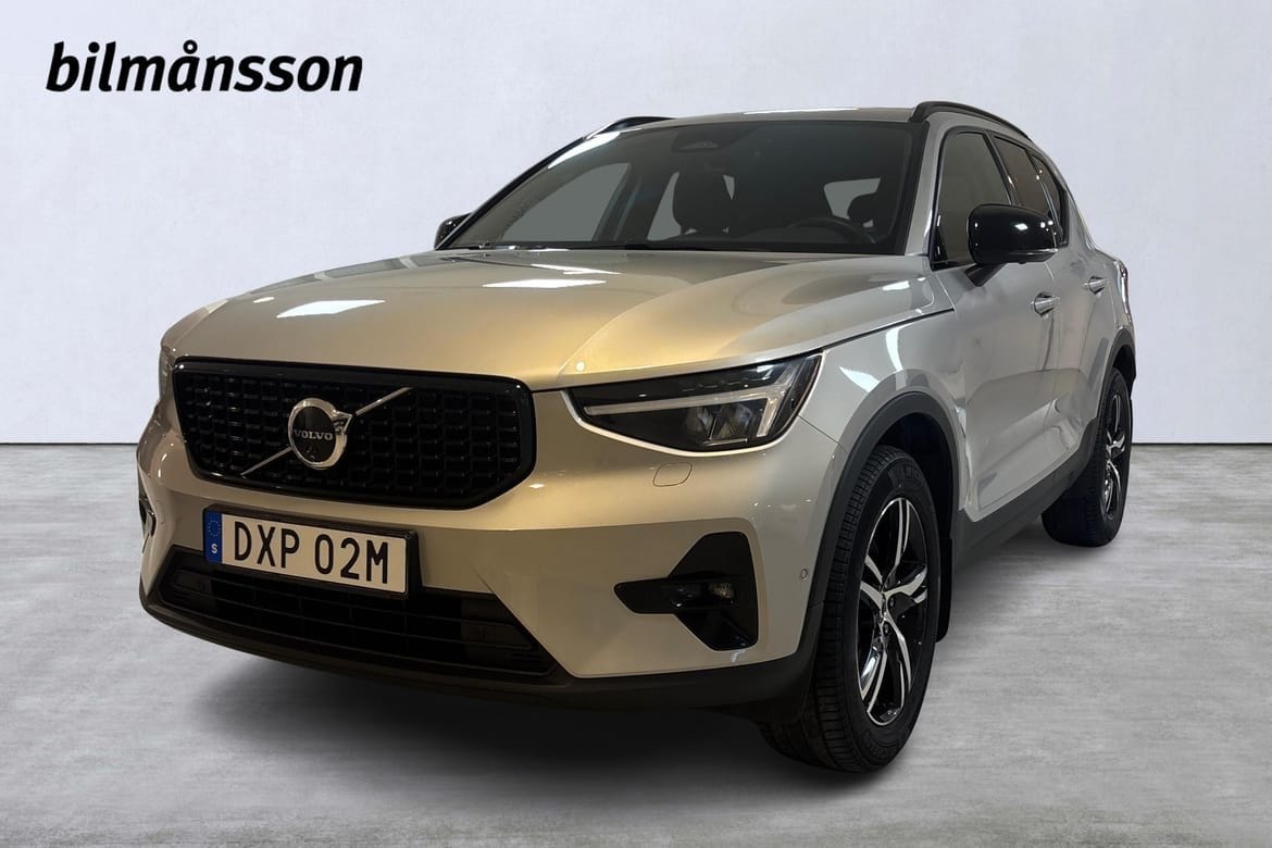 Volvo XC40 2025 – bild 1 av 13