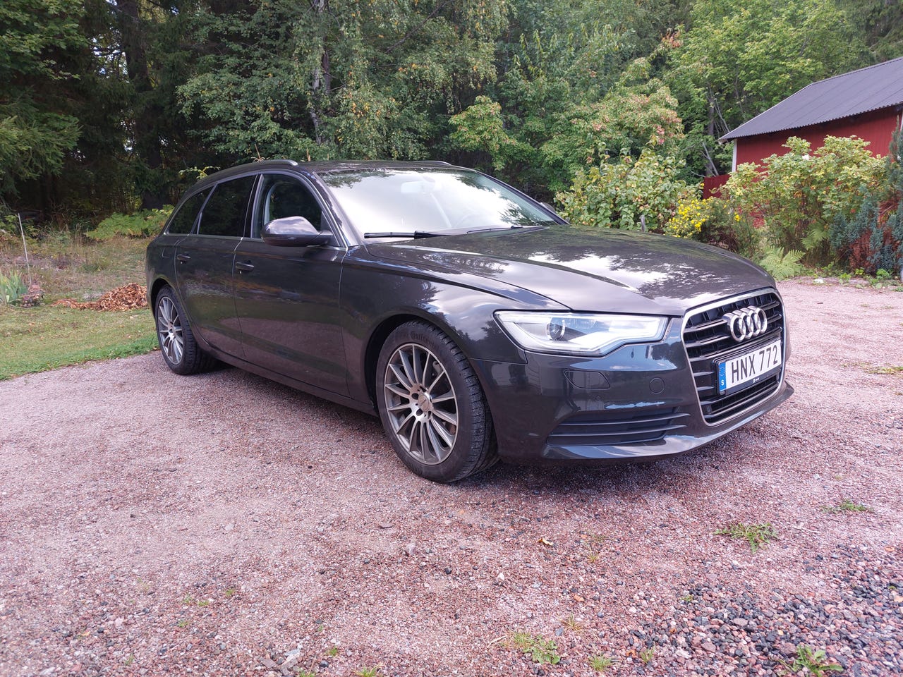 Audi A6 2014 – bild 1 av 2
