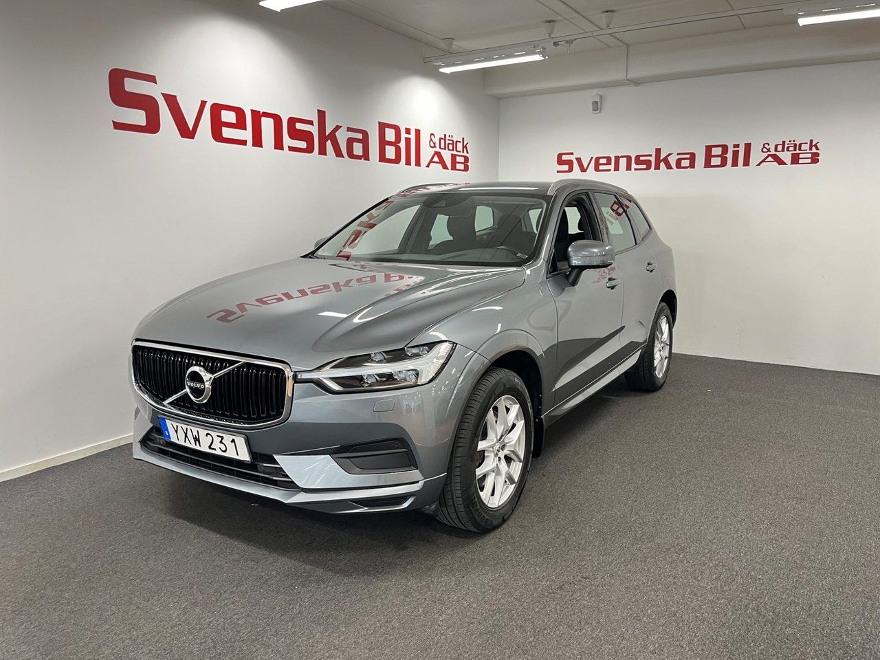 Volvo XC60 2019 – bild 1 av 18
