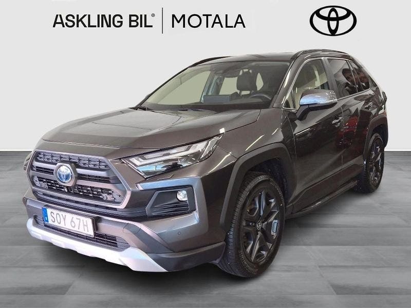 Toyota RAV4 2023 – bild 1 av 11