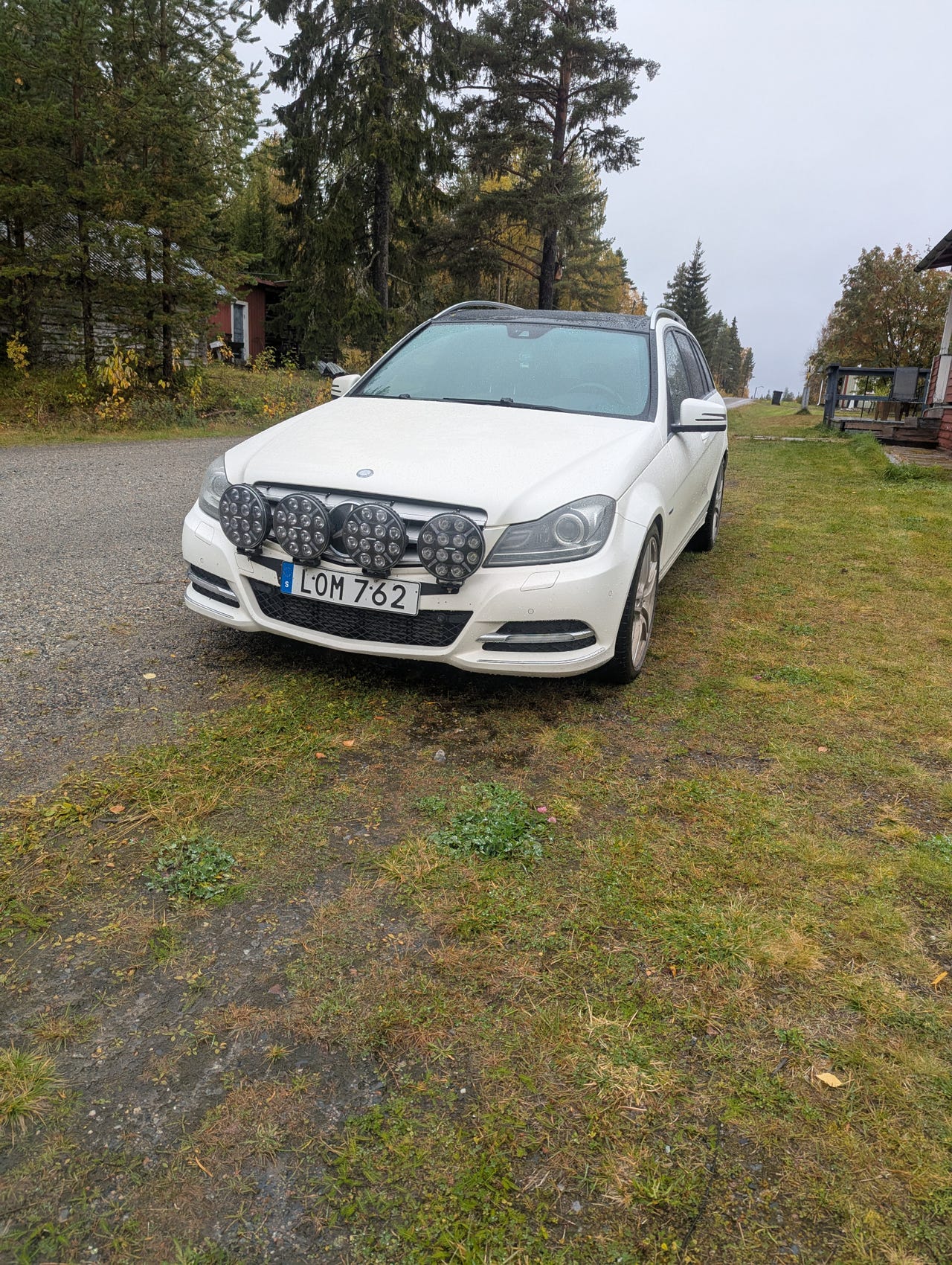 Mercedes-Benz C250 2012 – bild 1 av 4