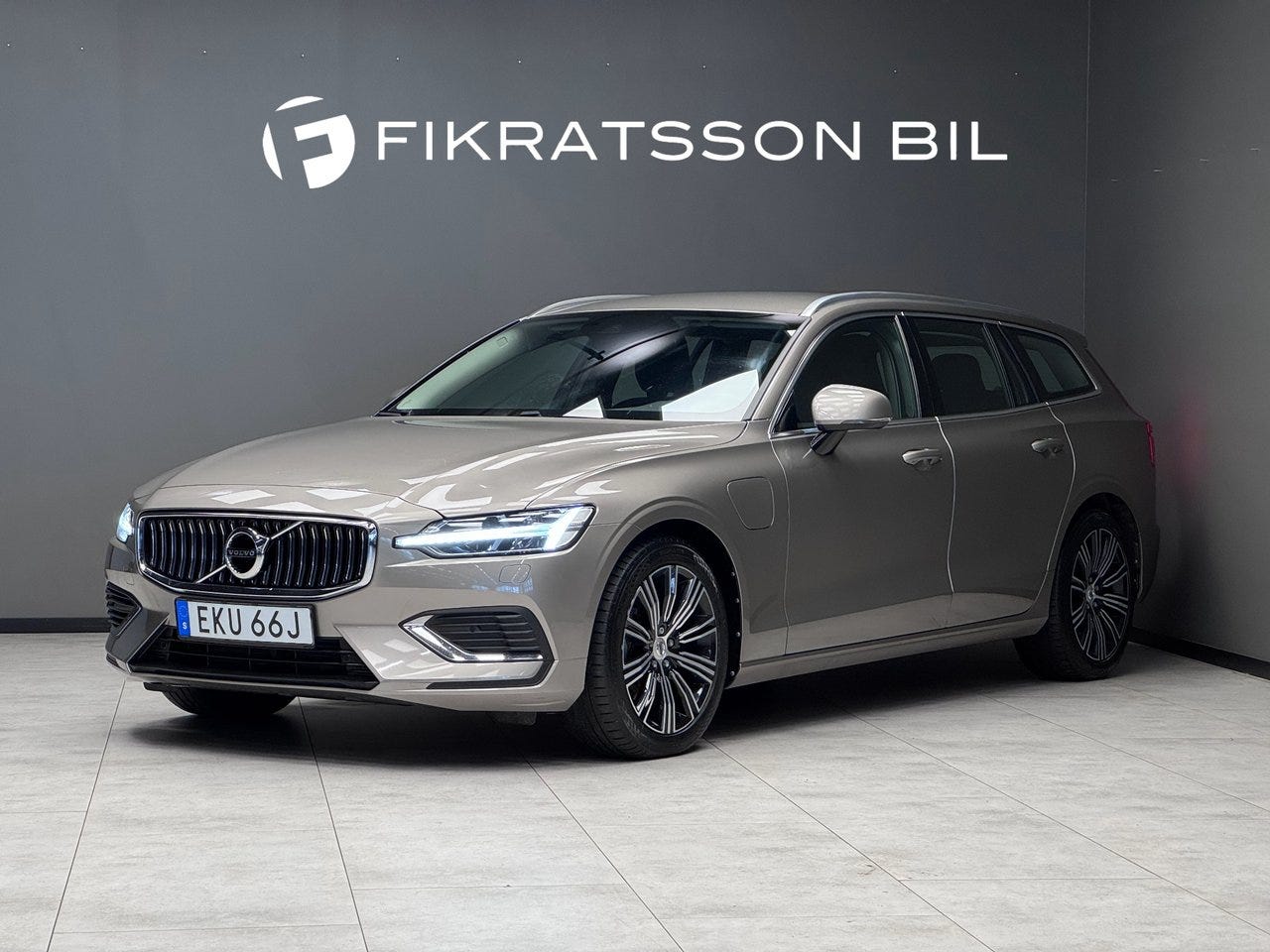 Volvo V60 2021 – bild 1 av 23
