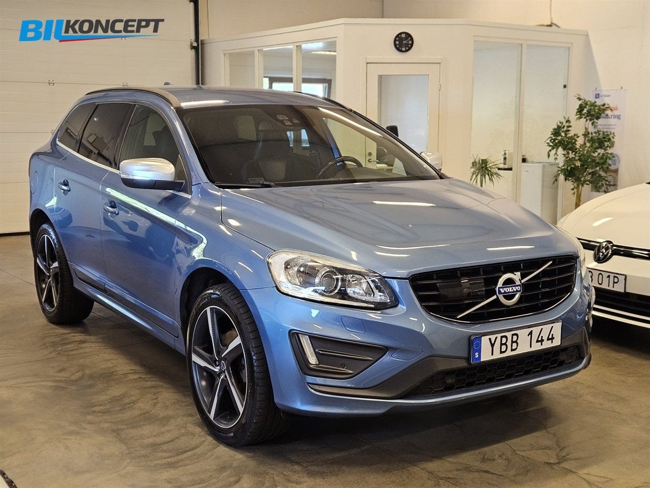Volvo XC60 2016 – bild 1 av 24