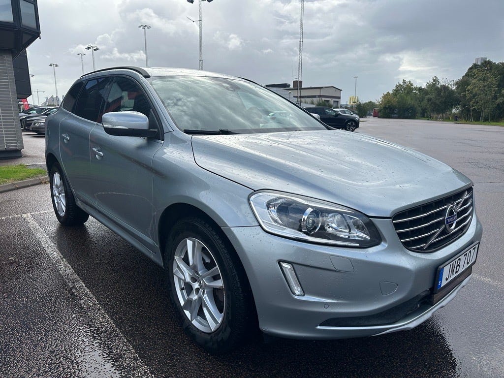 Volvo XC60 2016 – bild 1 av 5