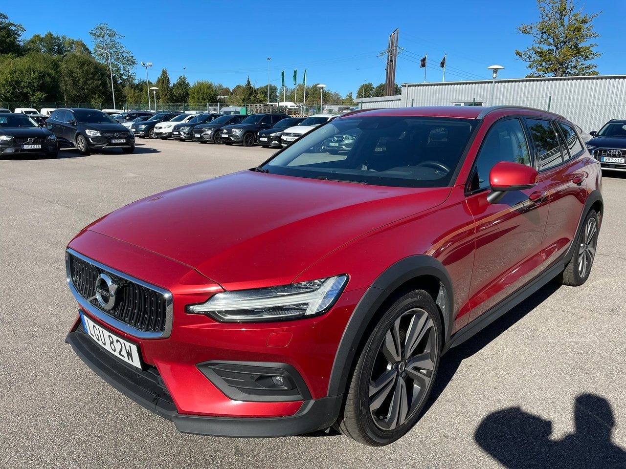 Volvo V60 Cross Country 2021 – bild 1 av 5