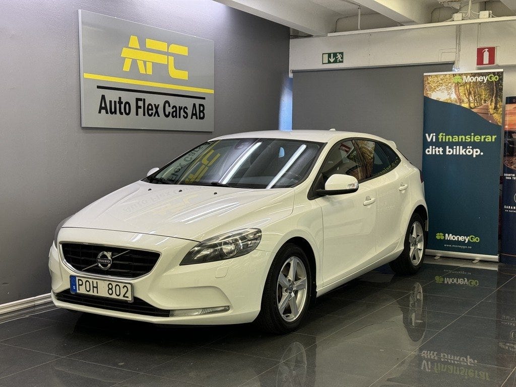 Volvo V40 2014 – bild 1 av 18