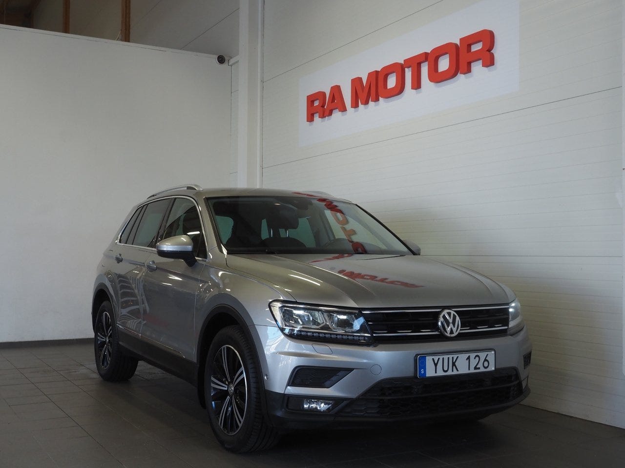 Volkswagen Tiguan 2018 – bild 1 av 24