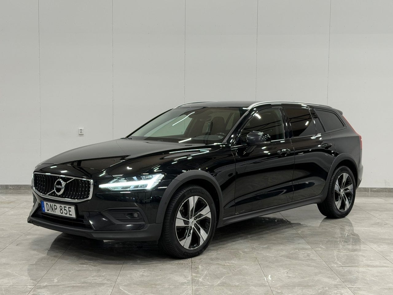 Volvo V60 Cross Country 2020 – bild 1 av 24