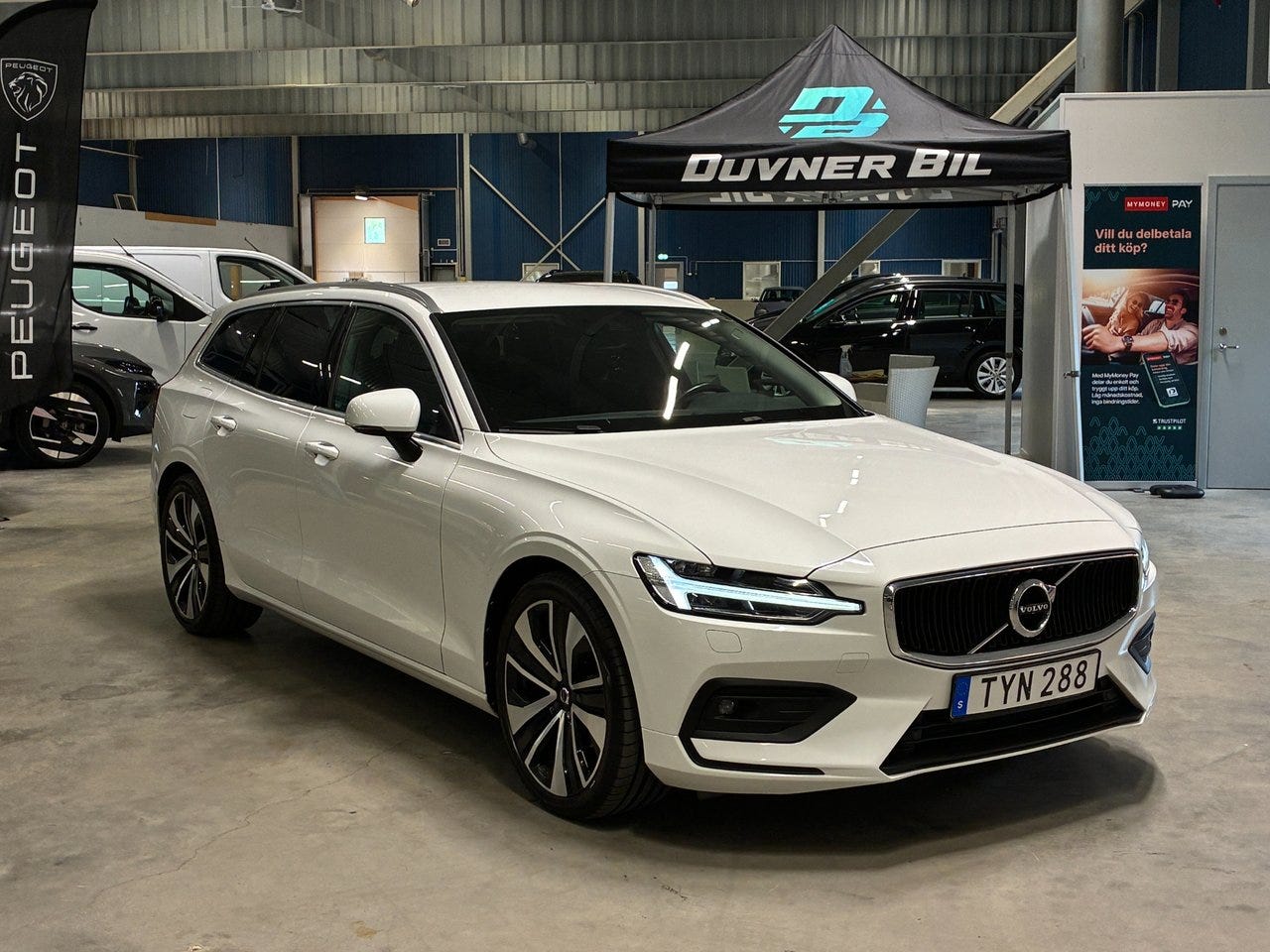 Volvo V60 2021 – bild 1 av 24