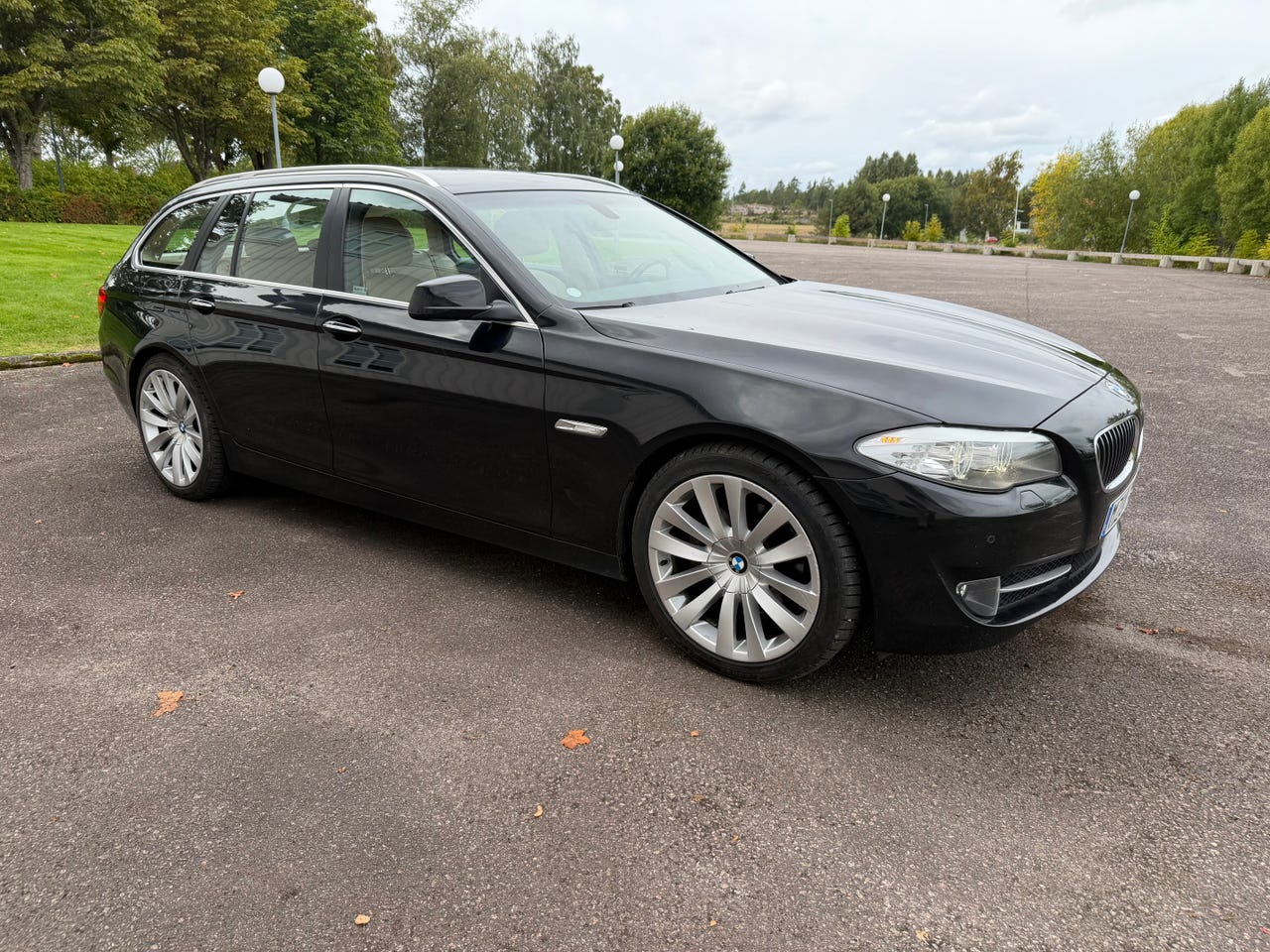 BMW 520d 2013 – bild 1 av 17
