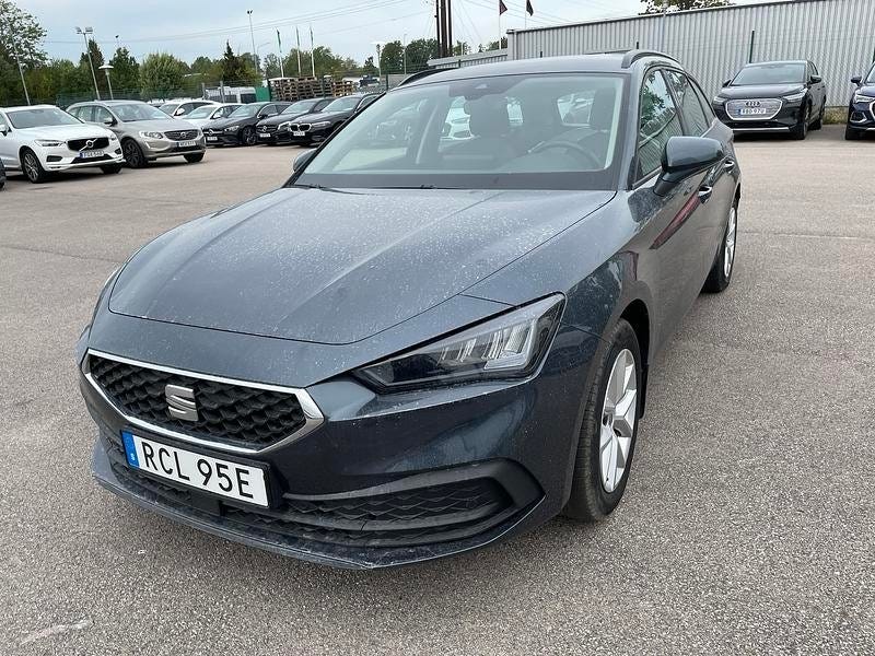Seat Leon 2025 – bild 1 av 5