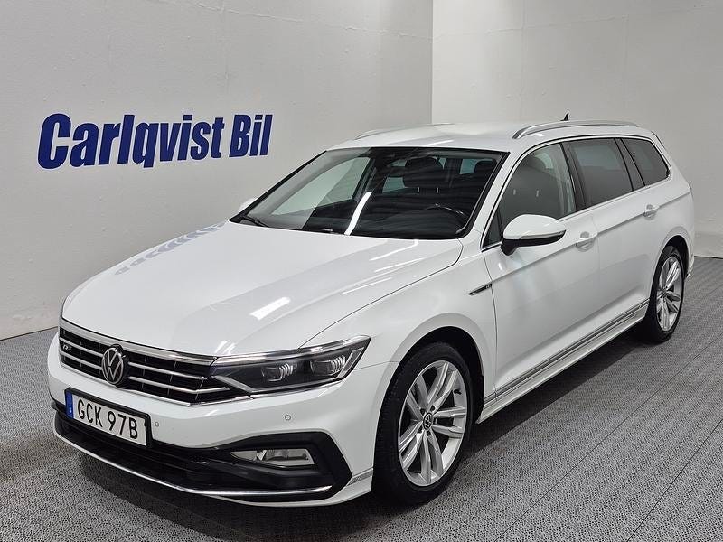 Volkswagen Passat 2022 – bild 1 av 9