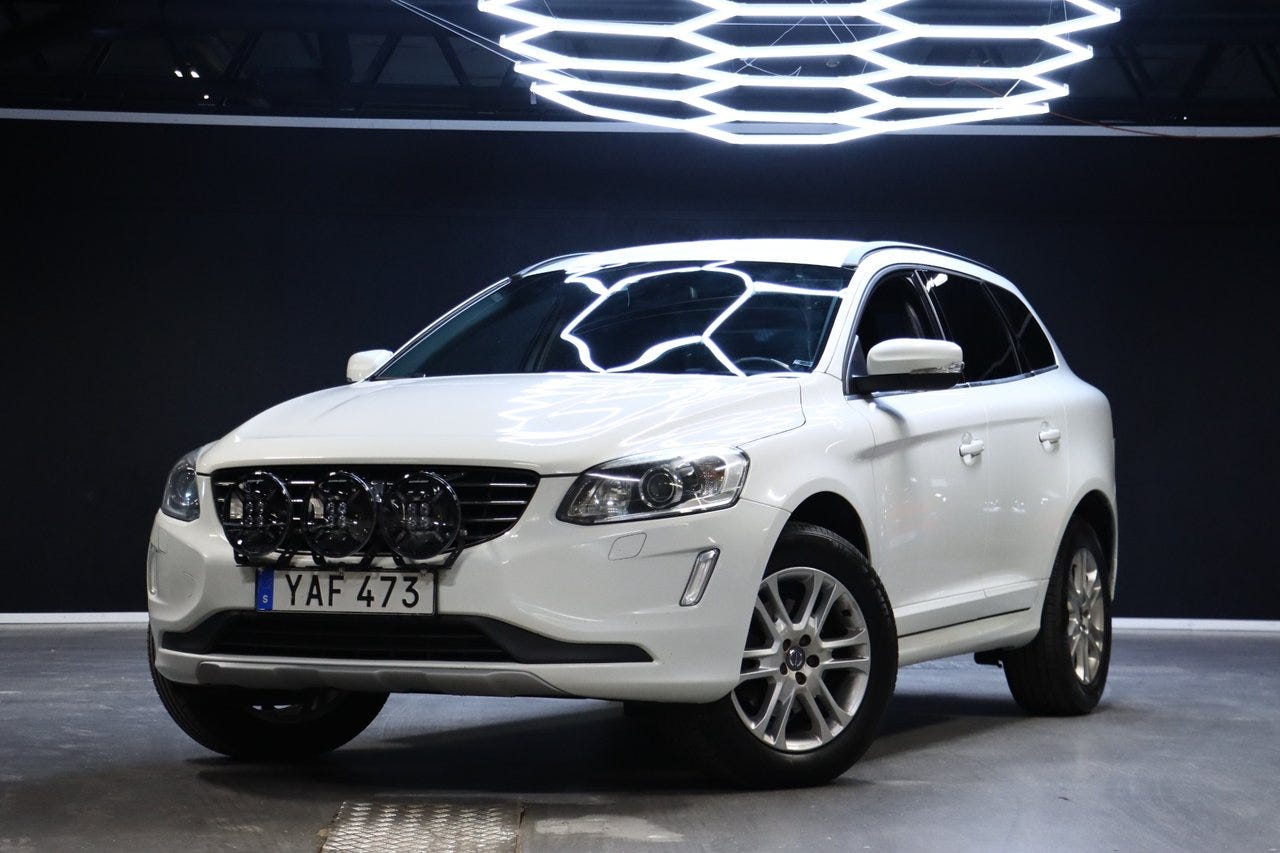 Volvo XC60 2016 – bild 1 av 24