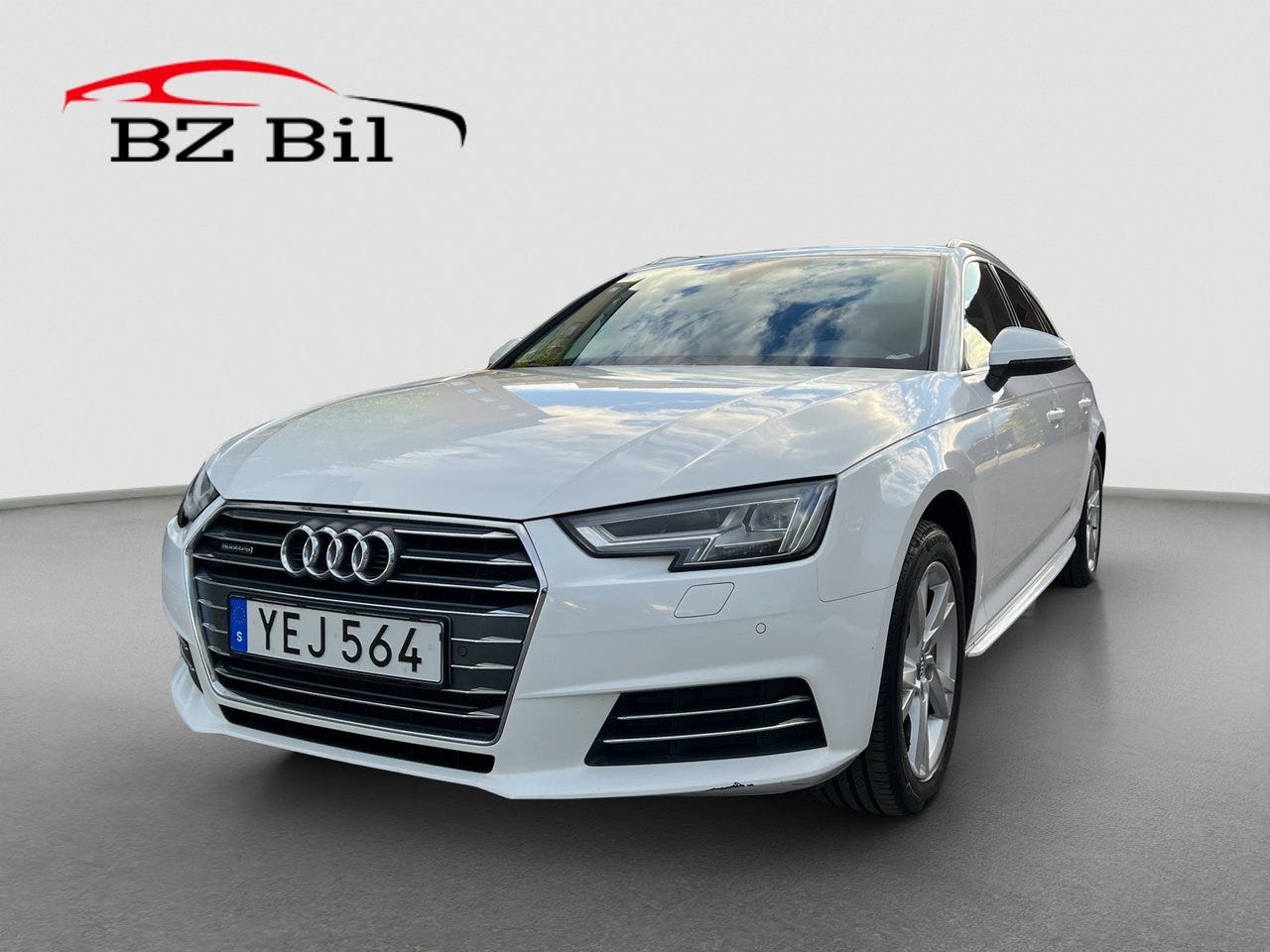 Audi A4 2017 – bild 1 av 21