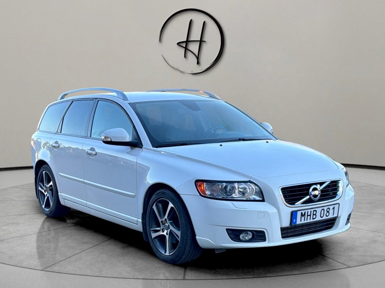 Volvo V50 2012 – bild 1 av 15
