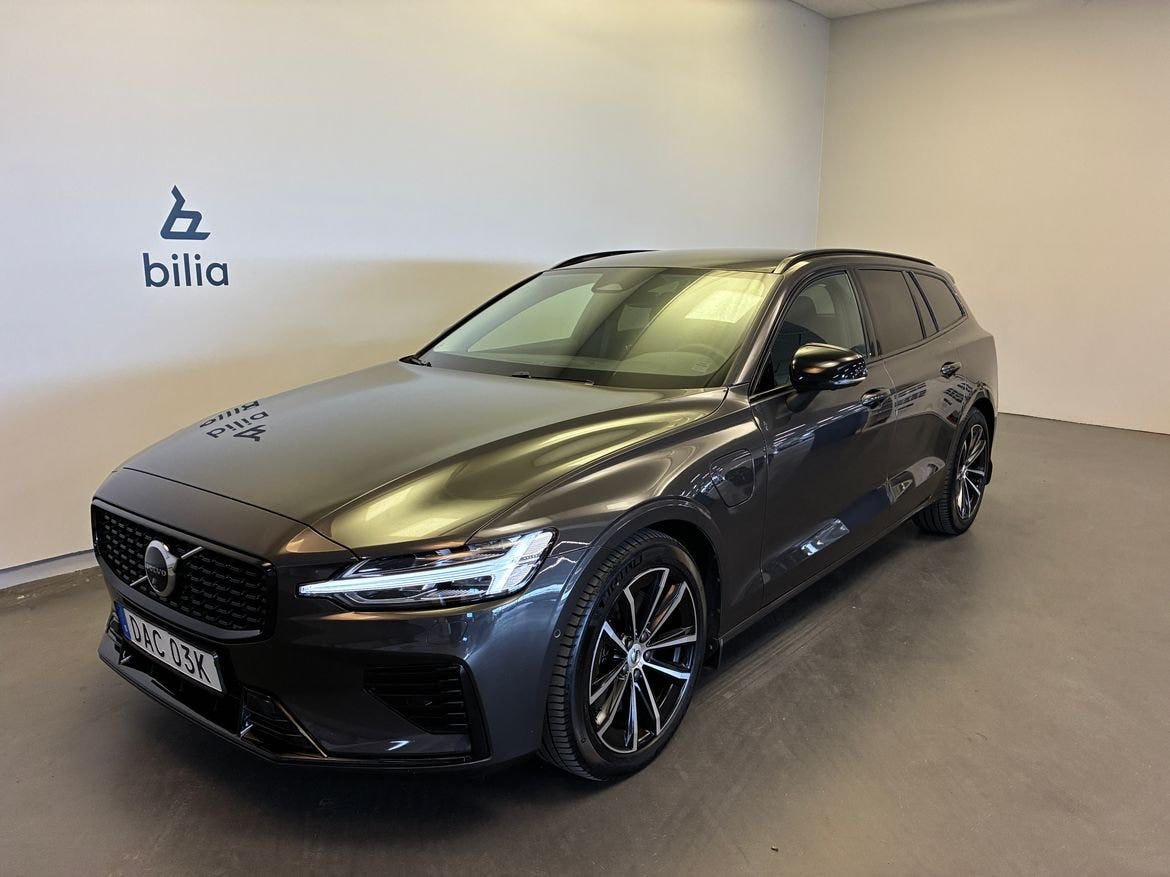 Volvo V60 2025 – bild 1 av 23
