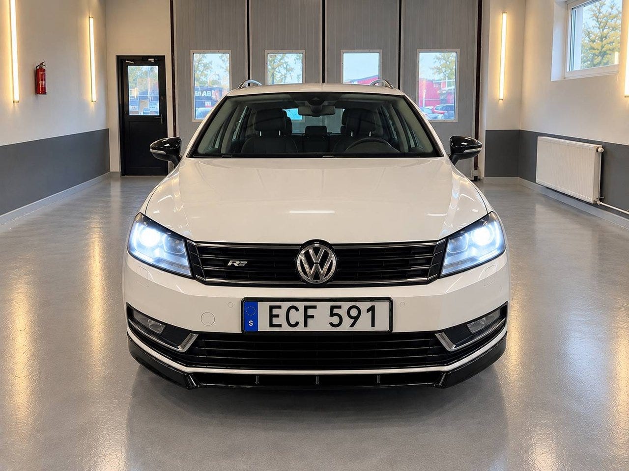 Volkswagen Passat 2014 – bild 1 av 14