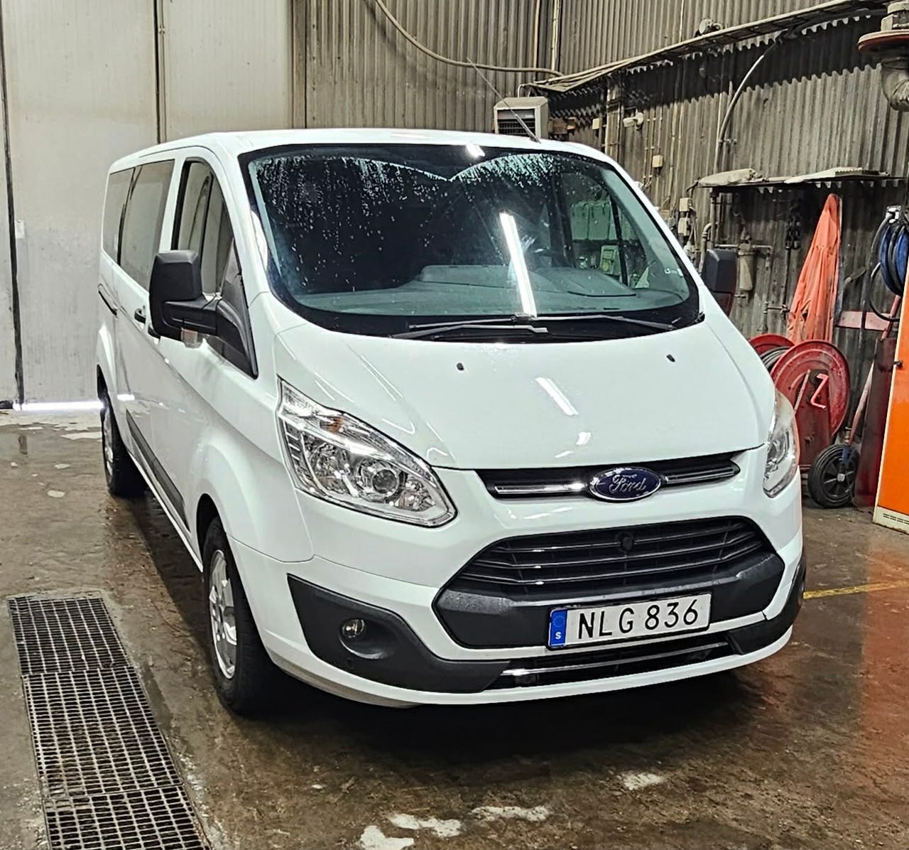 Ford Transit Custom 2017 – bild 1 av 11
