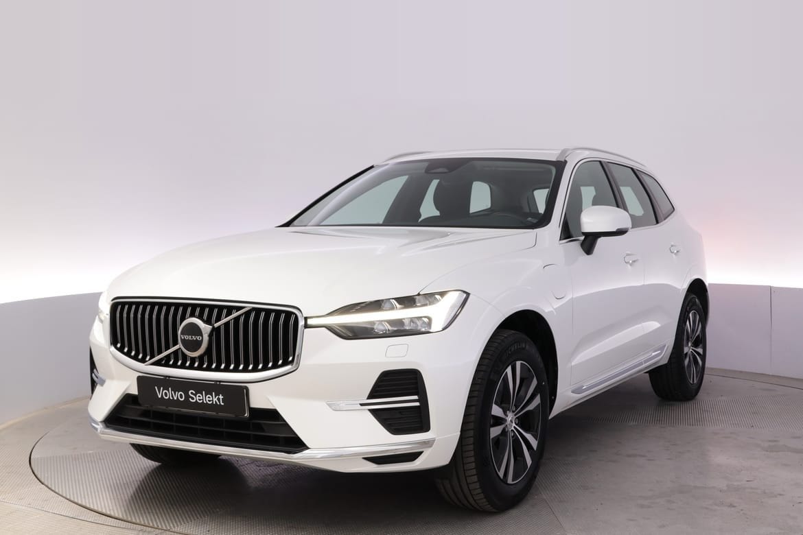 Volvo XC60 2025 – bild 1 av 15