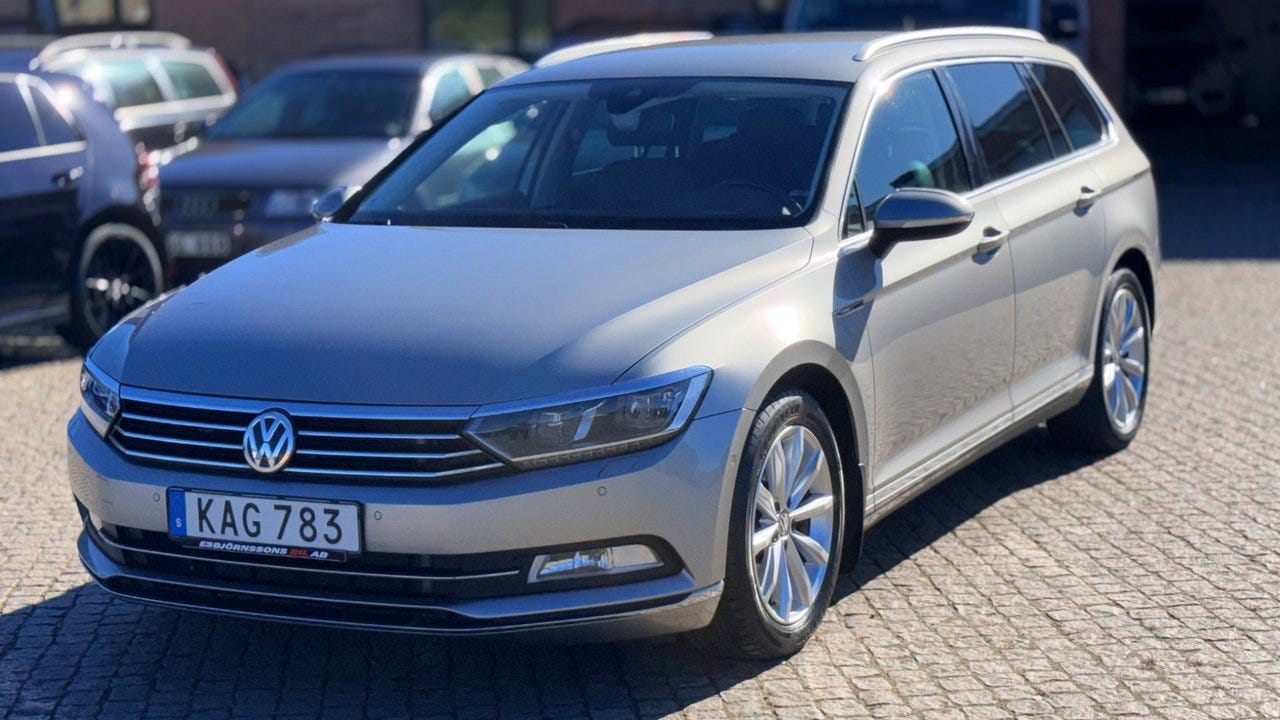 Volkswagen Passat 2016 – bild 1 av 22
