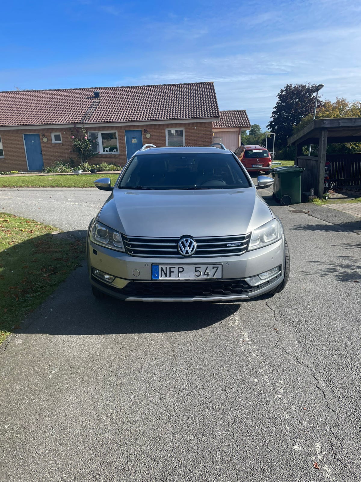 Volkswagen Passat Alltrack 2013 – bild 1 av 10