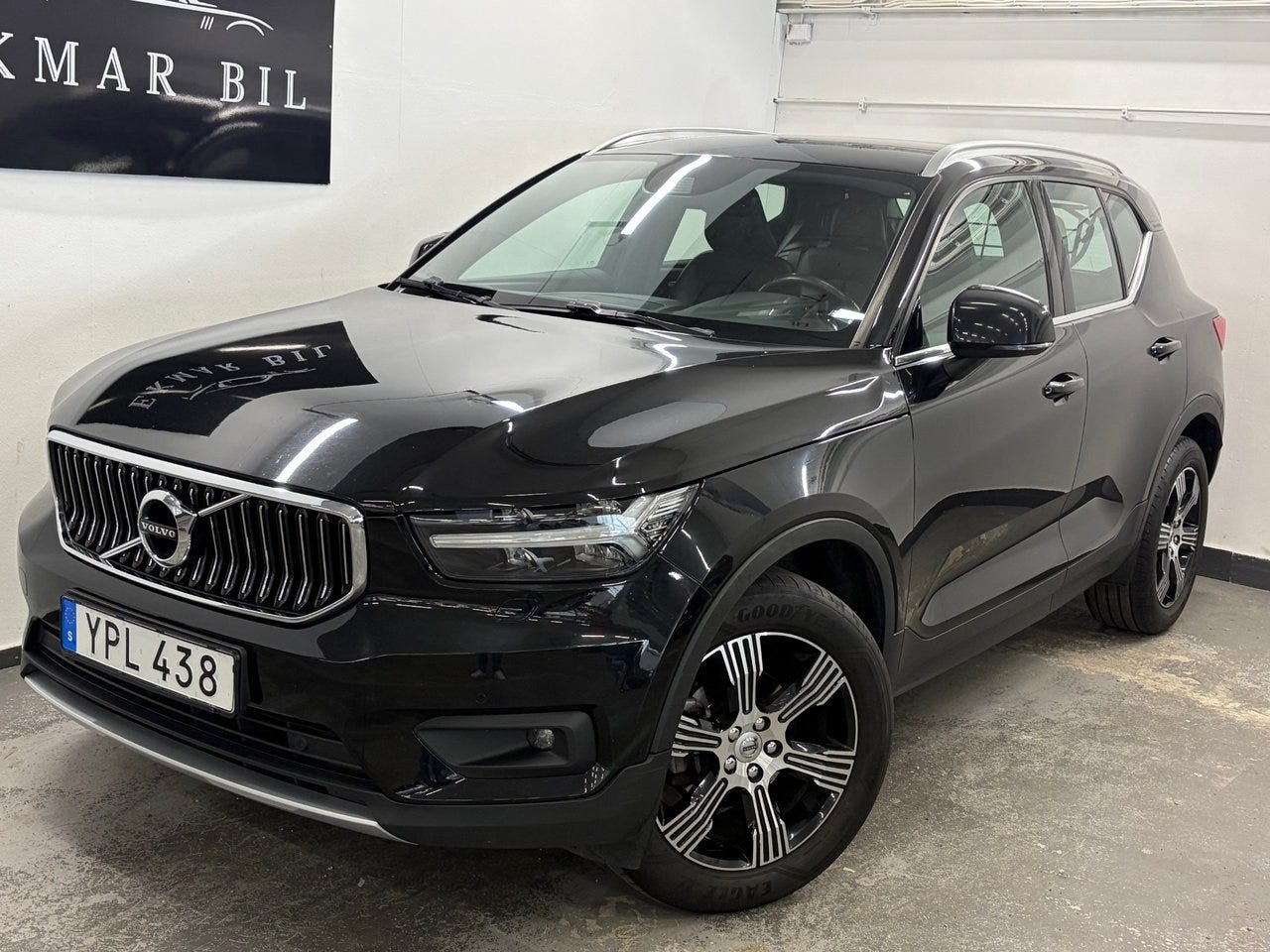 Volvo XC40 2019 – bild 1 av 24