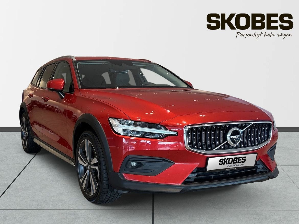Volvo V60 Cross Country 2021 – bild 1 av 24