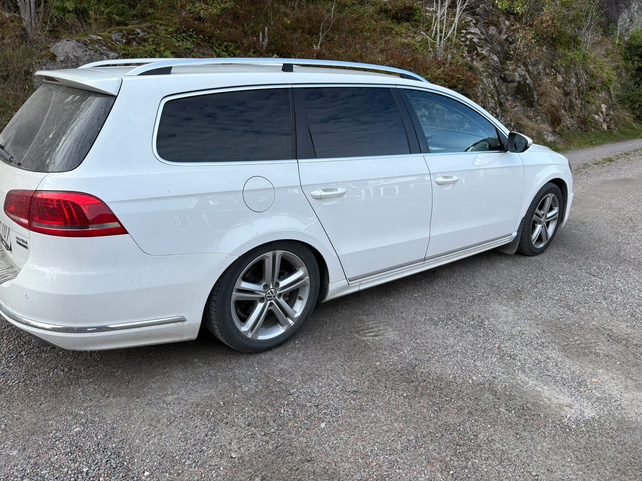 Volkswagen Passat 2014 – bild 1 av 10