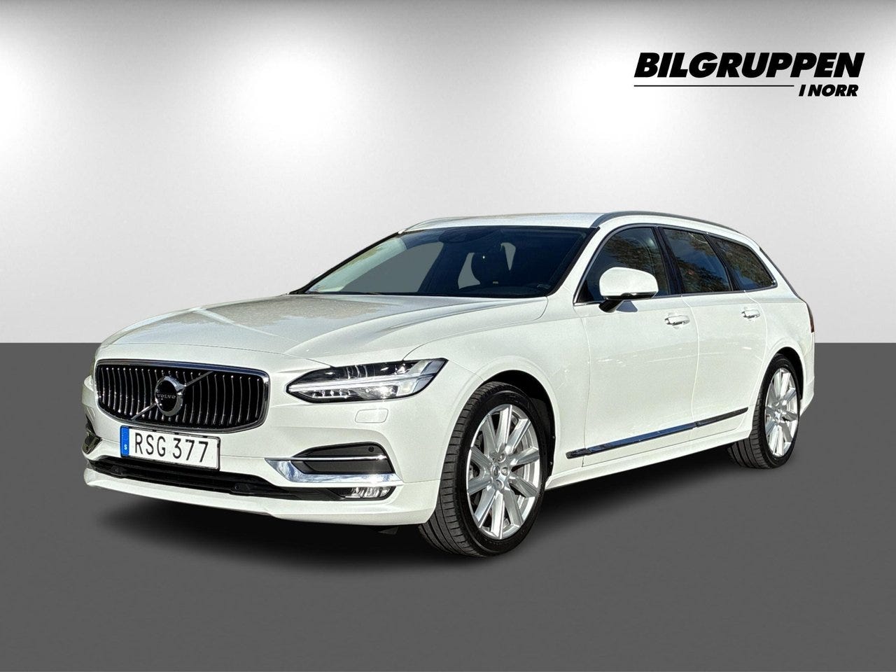 Volvo V90 2019 – bild 1 av 17