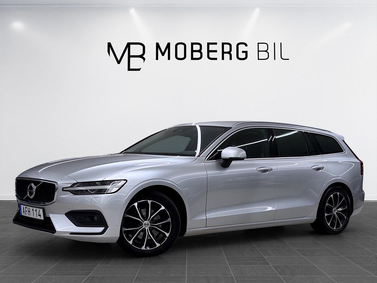 Volvo V60 2019 – bild 1 av 17