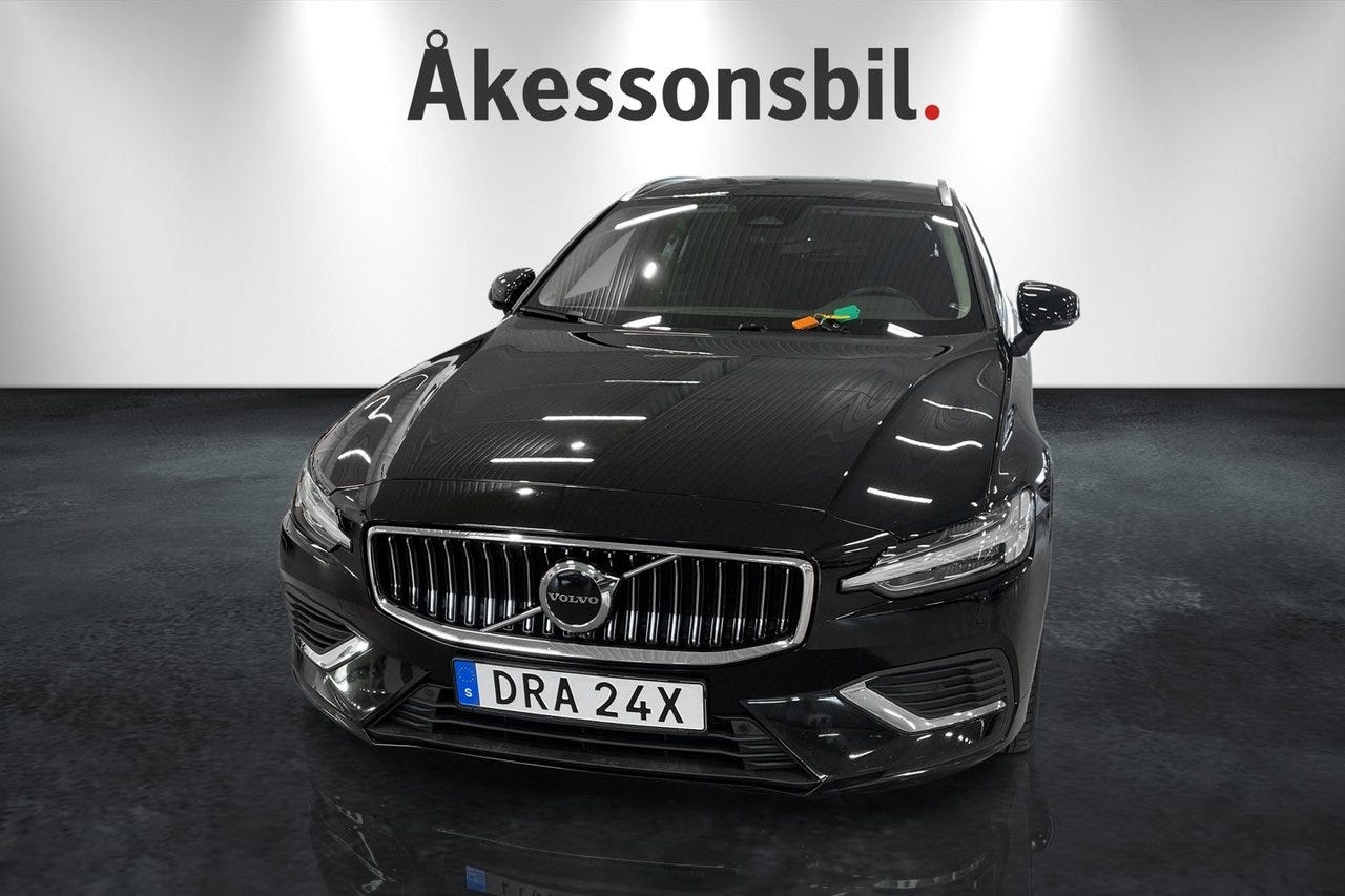 Volvo V60 2024 – bild 1 av 15