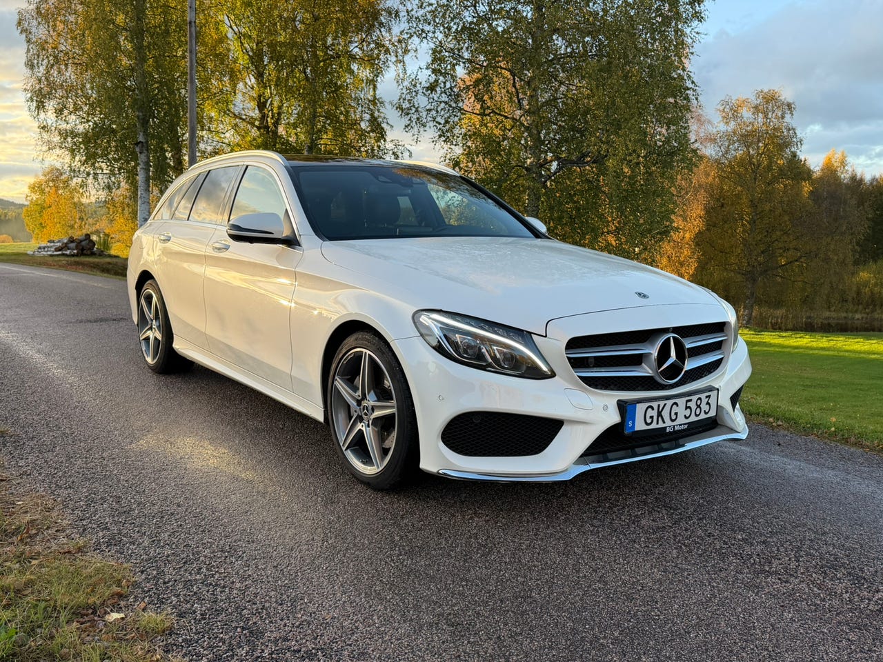 Mercedes-Benz C220 2018 – bild 1 av 14