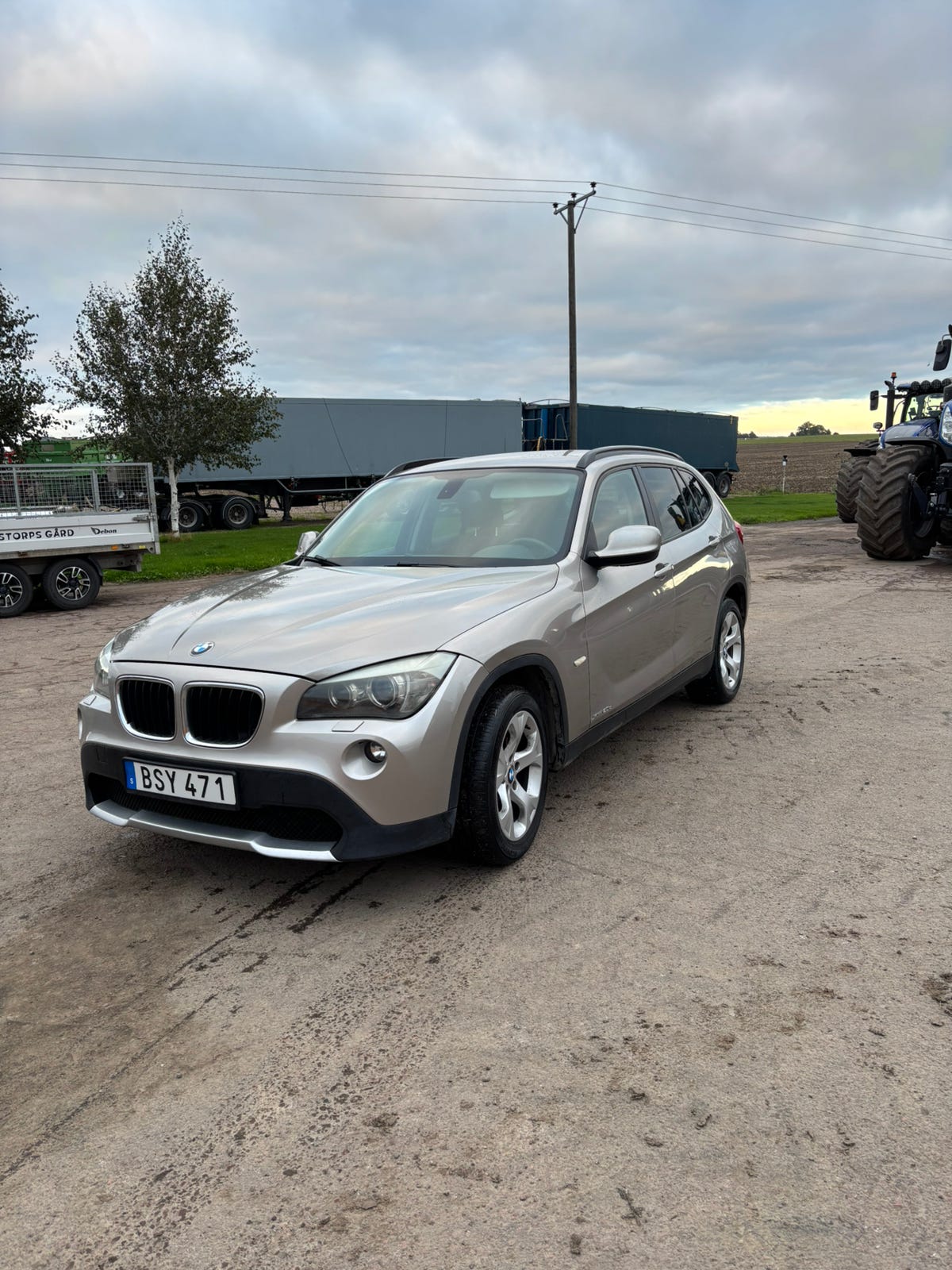 BMW X1 2011 – bild 1 av 4