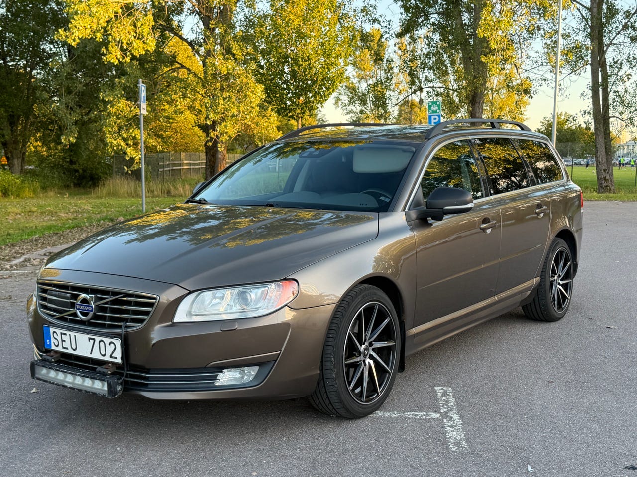 Volvo V70 2014 – bild 1 av 10