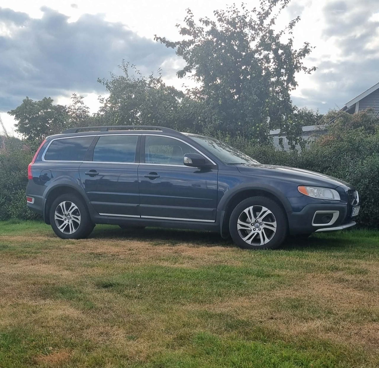 Volvo XC70 2013 – bild 1 av 8