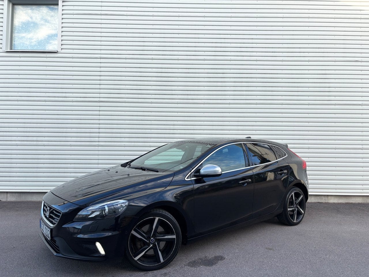 Volvo V40 2014 – bild 1 av 15