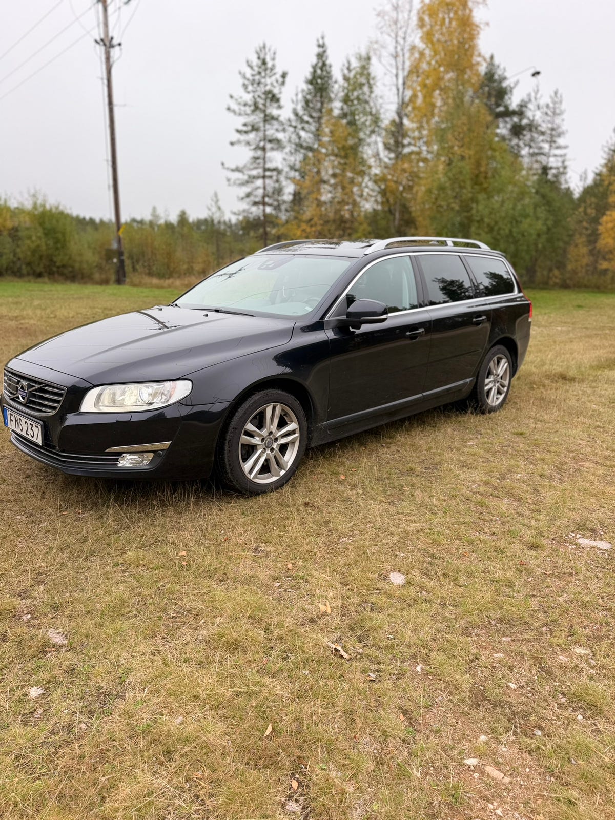 Volvo V70 2015 – bild 1 av 15