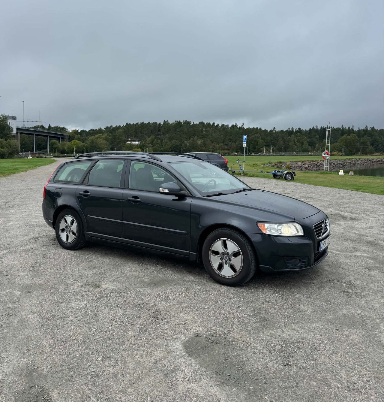 Volvo V50 2010 – bild 1 av 9