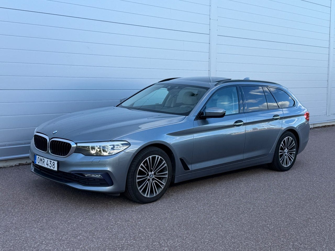 BMW 520d 2018 – bild 1 av 18