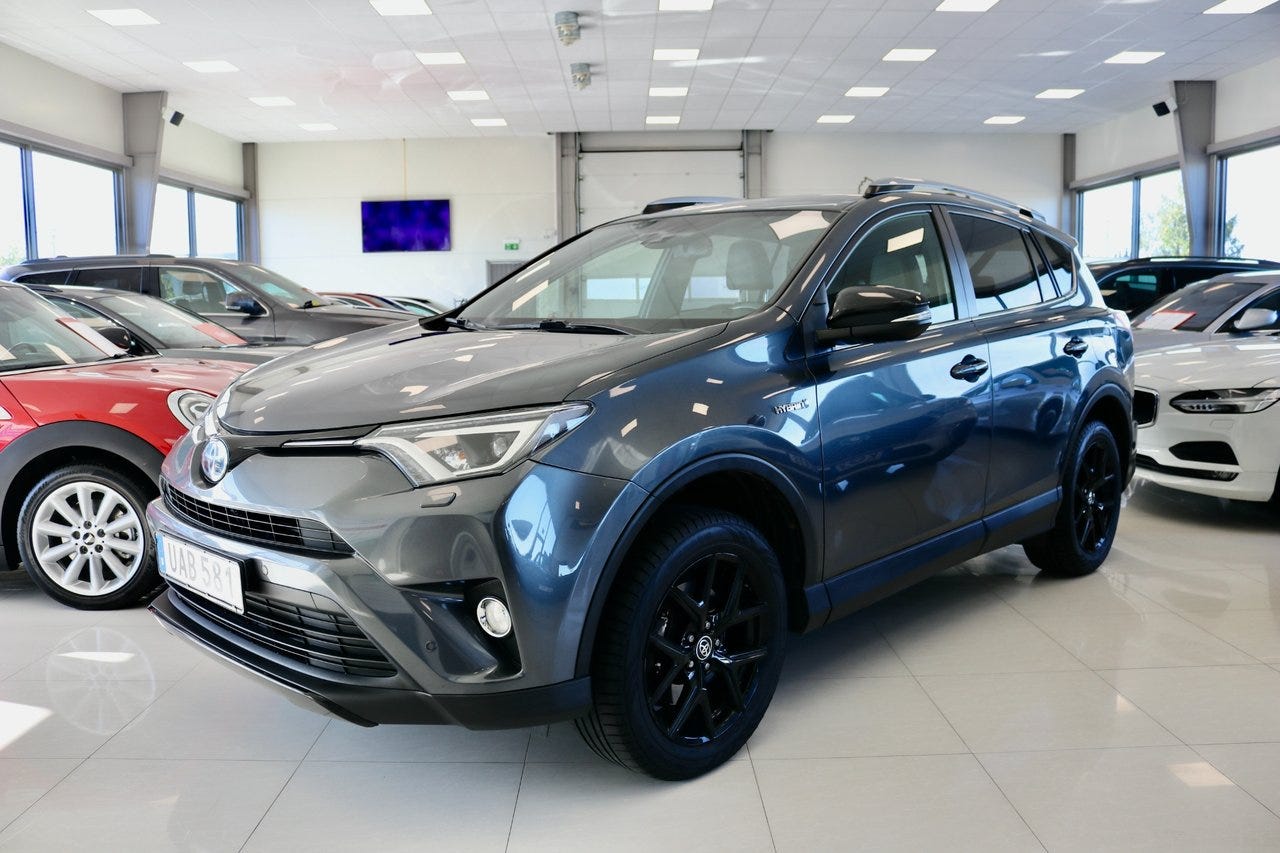 Toyota RAV4 2018 – bild 1 av 18