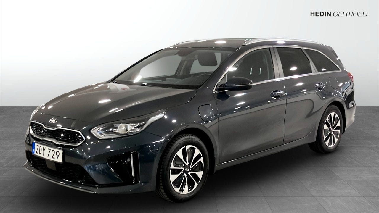 Kia Ceed 2021 – bild 1 av 9