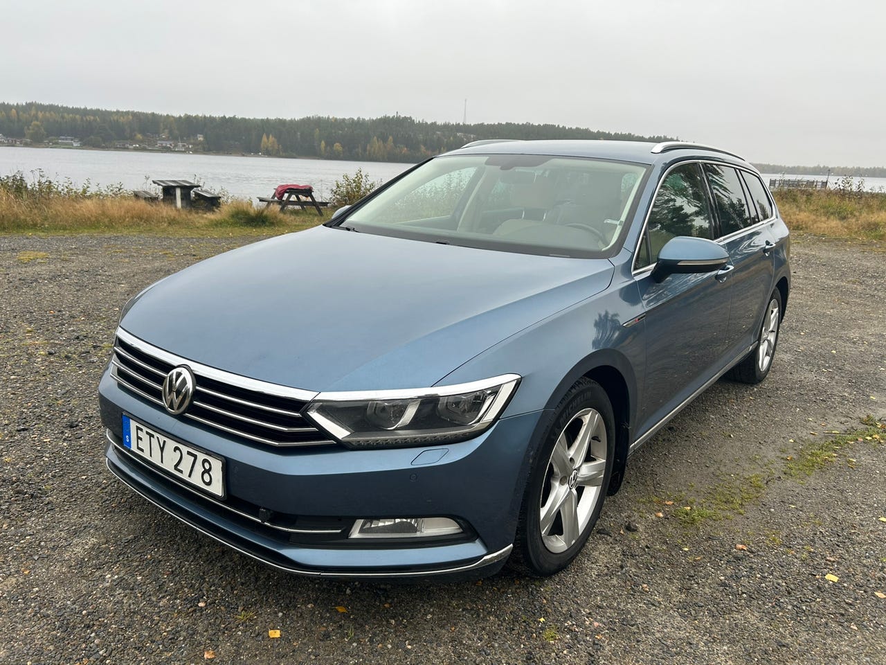 Volkswagen Passat 2015 – bild 1 av 15