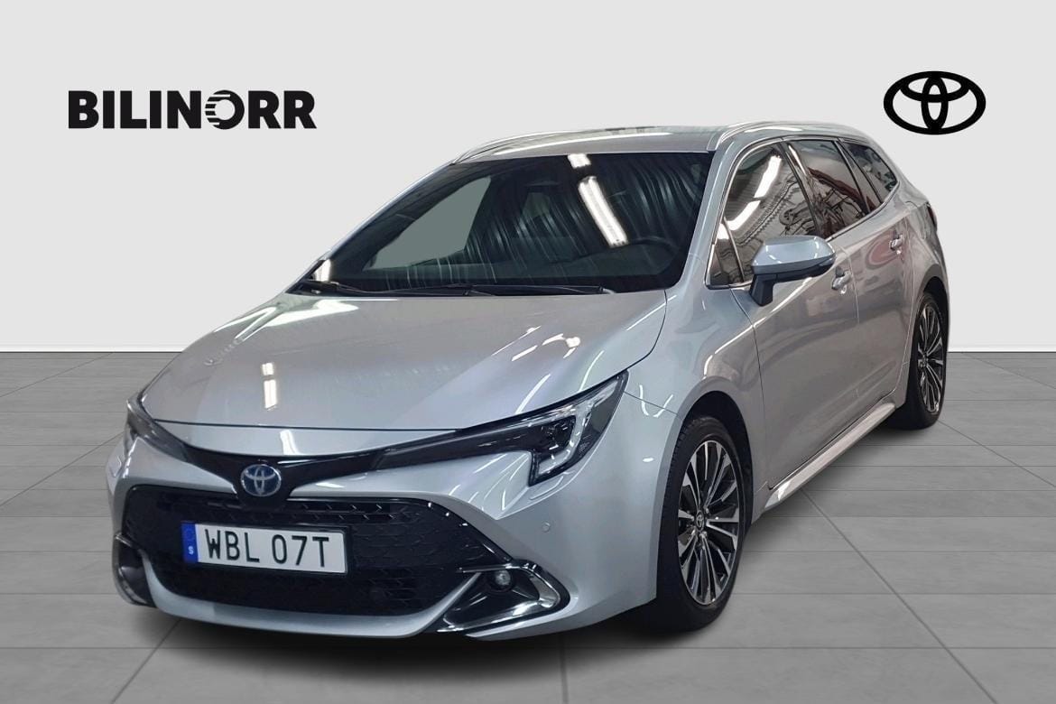 Toyota Corolla 2025 – bild 1 av 11