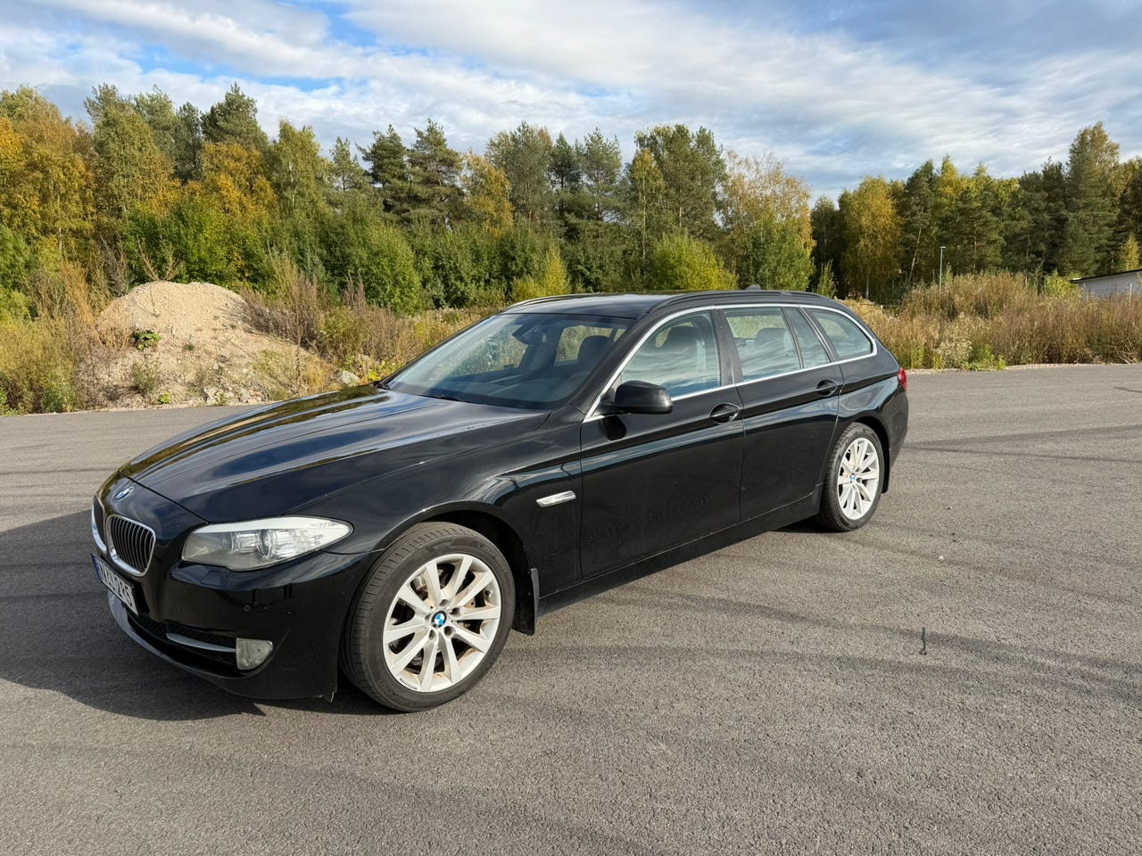 BMW 525d 2013 – bild 1 av 9