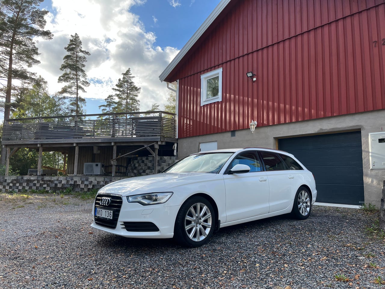 Audi A6 2014 – bild 1 av 7