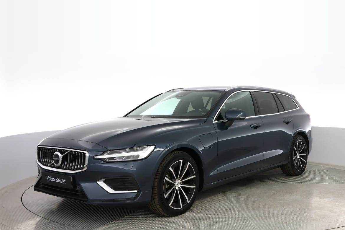 Volvo V60 2025 – bild 1 av 16