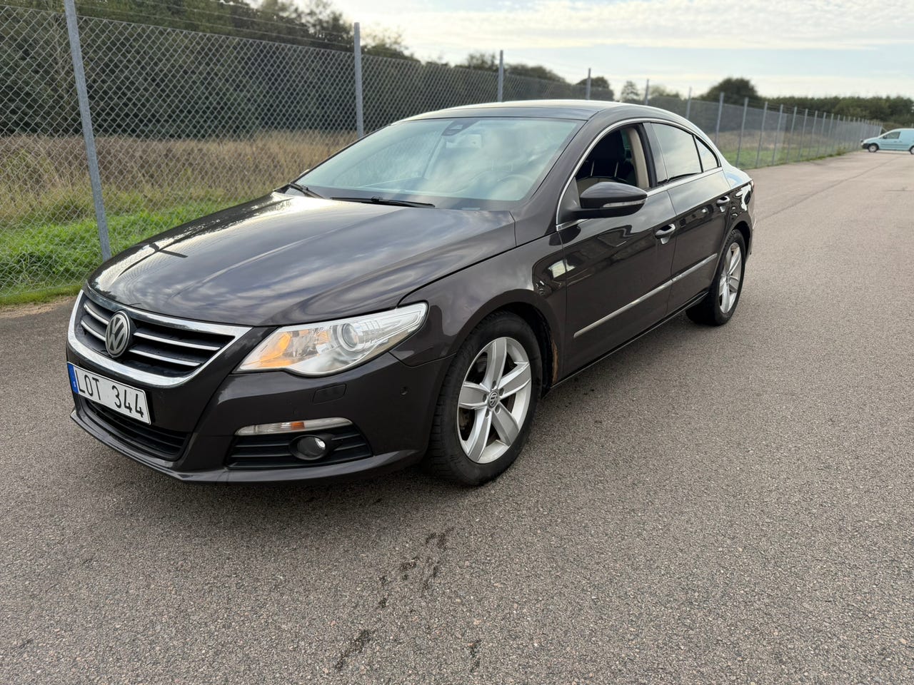 Volkswagen Passat CC 2011 – bild 1 av 12