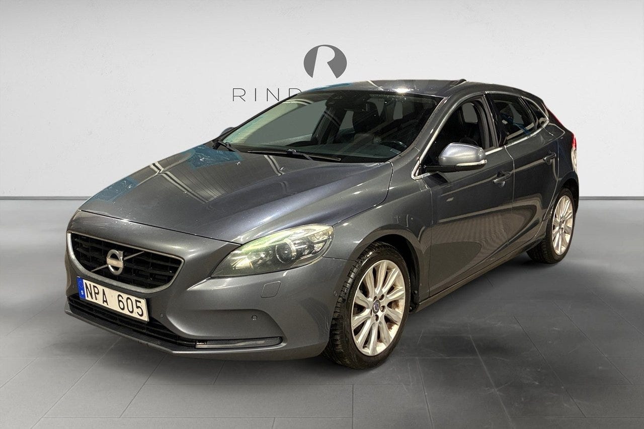 Volvo V40 2013 – bild 1 av 17